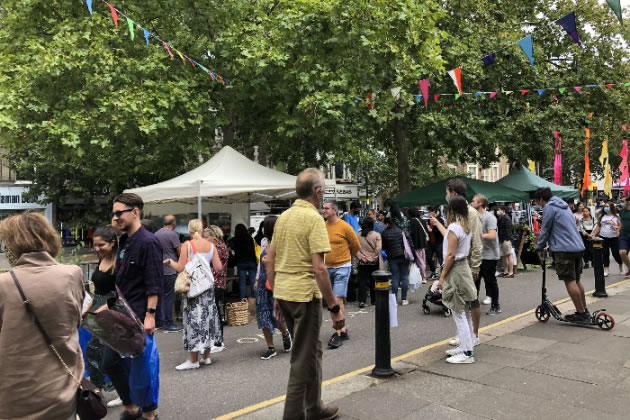 Chiswick Flower Market crowds