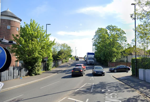 Junction of Hayes Road and Wentworth Road