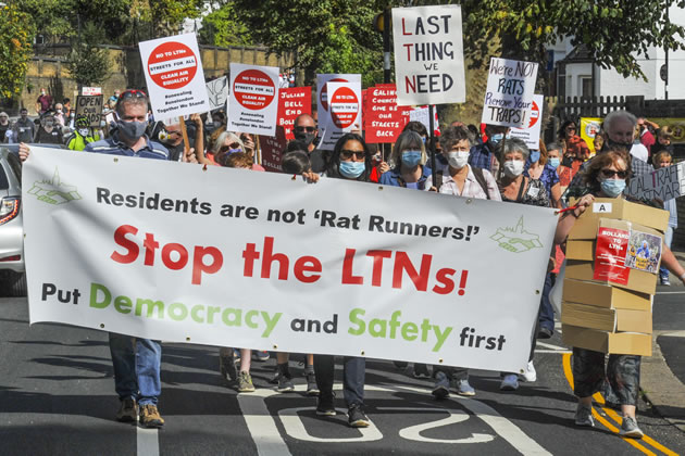 Anti-LTN demonstrators in Ealing