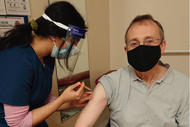 Hammersmith MP Andy Slaughter receiving his vaccination 