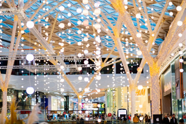 Christmas decorations in Westfield 